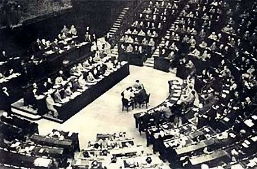 25 Giugno 1946: si apre l'ASSEMBLEA COSTITUENTE, espressione della sovranità popolare